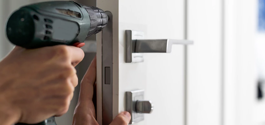 Locksmith For Lock Replacement Near Me in North Fair Oaks, CA