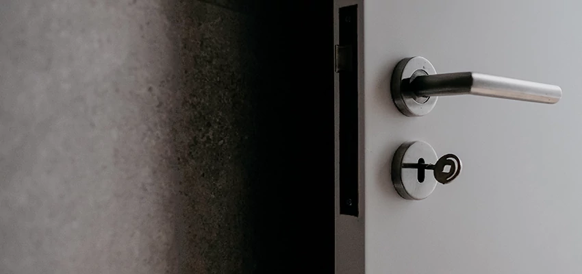 Front Door Handle Repair And Installation in North Fair Oaks, CA